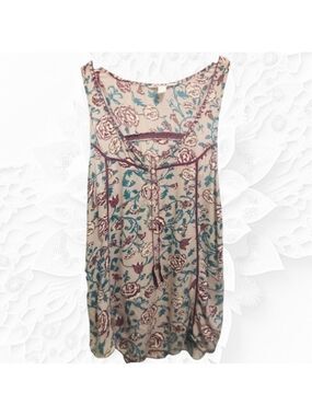 Sun & Shadow Lavender Henley Style Sleeveless Floral Top